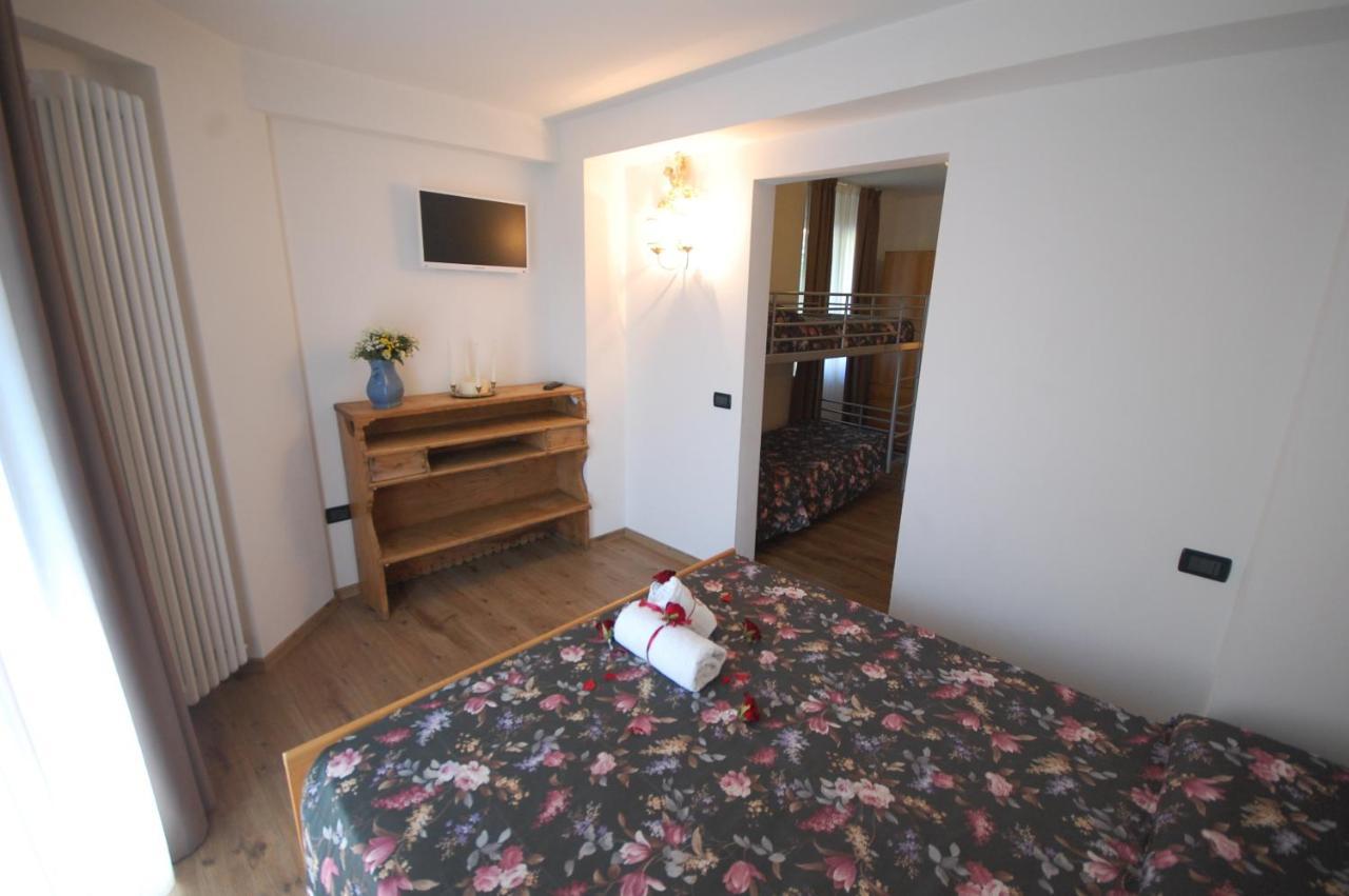 Chalet Fiocco Di Neve Pinzolo Quarto foto